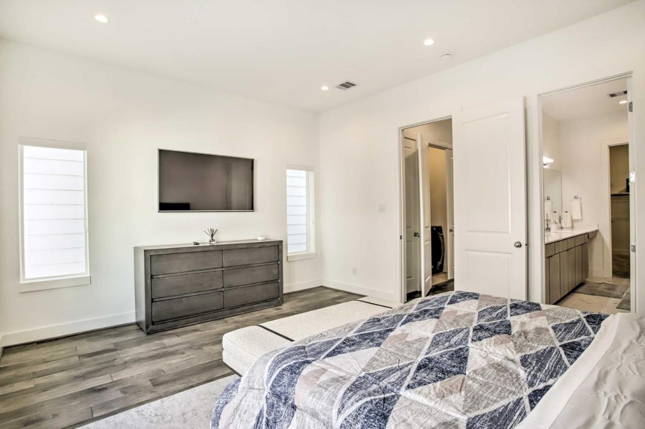 Newly-Built Luxury Galleria Area Townhome! Houston Exteriör bild