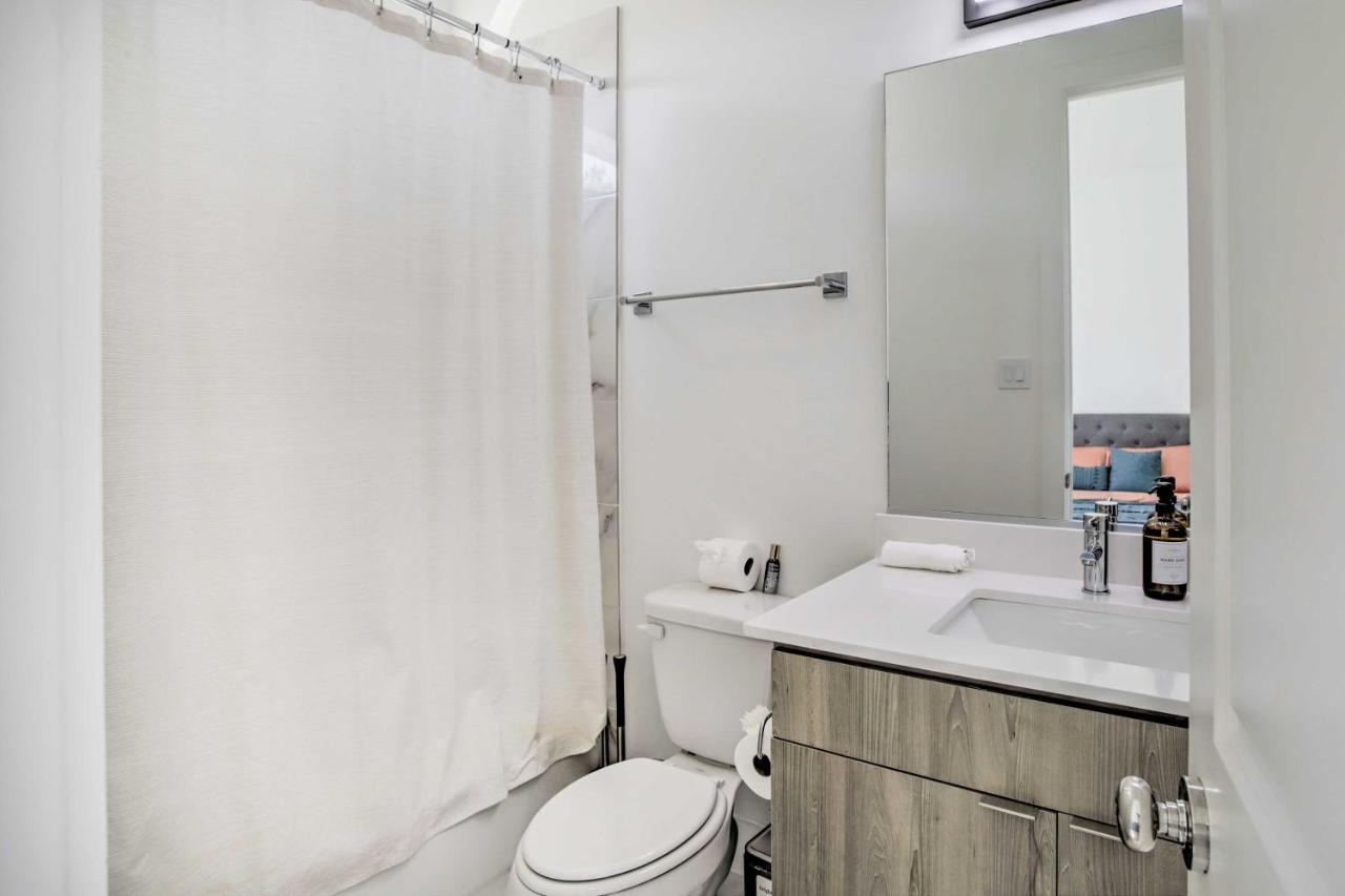 Newly-Built Luxury Galleria Area Townhome! Houston Exteriör bild